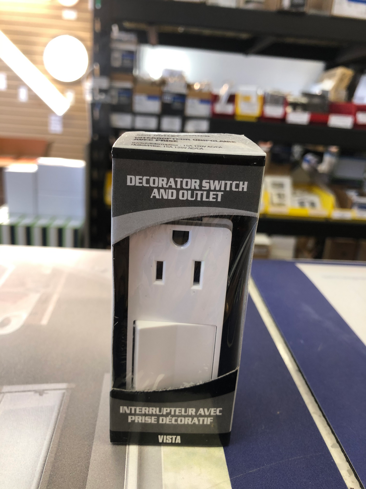 Vista 46014 Combination Decorative Switch and Outlet Single Pole 15A  White