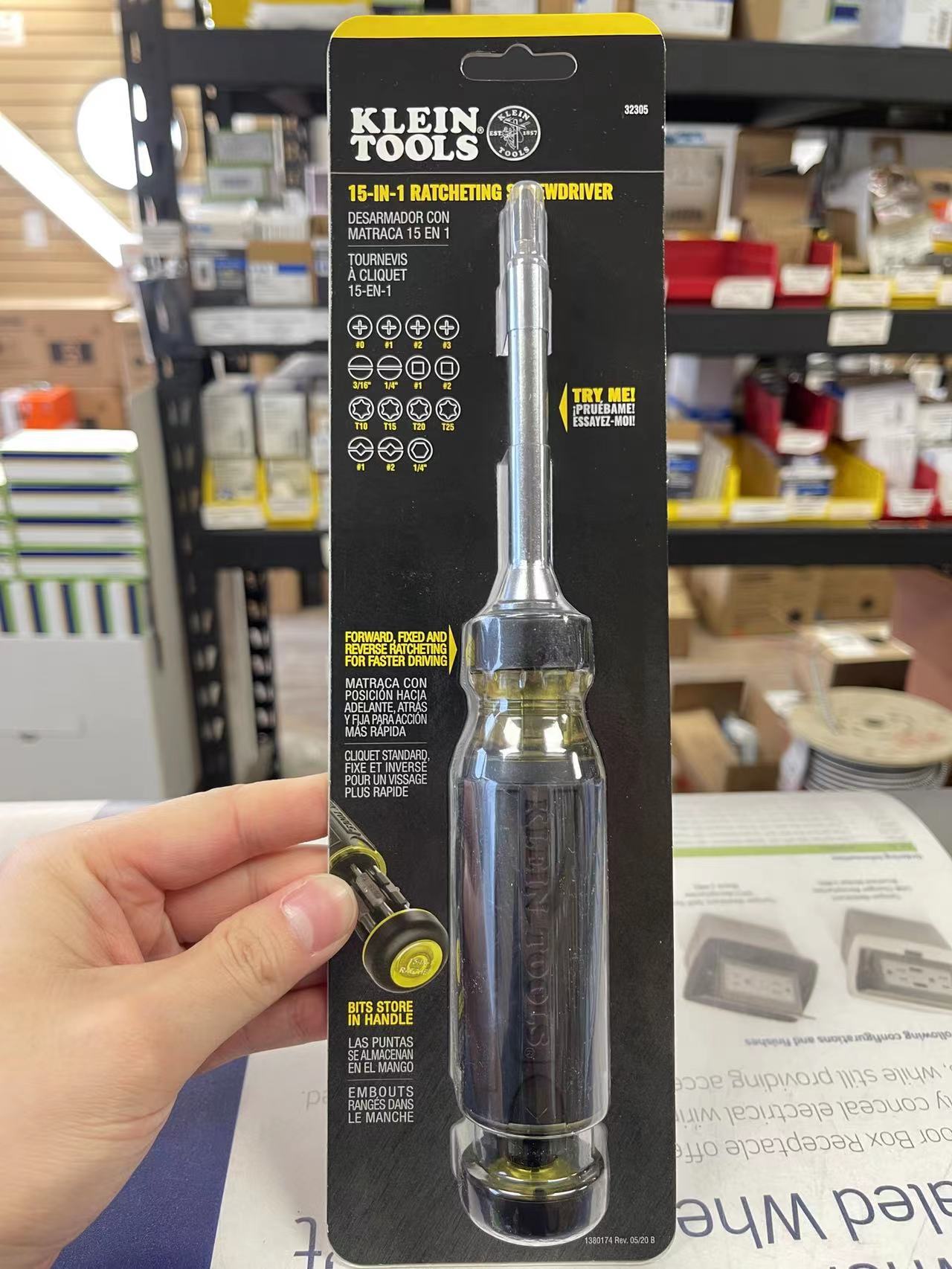 Klein Tools 32305 Multi-bit Ratcheting Screwdriver, 15-in-1 Tool with Phillips, Slotted, Square, Torx and Combo Bits and 1/4-Inch Nut Driver