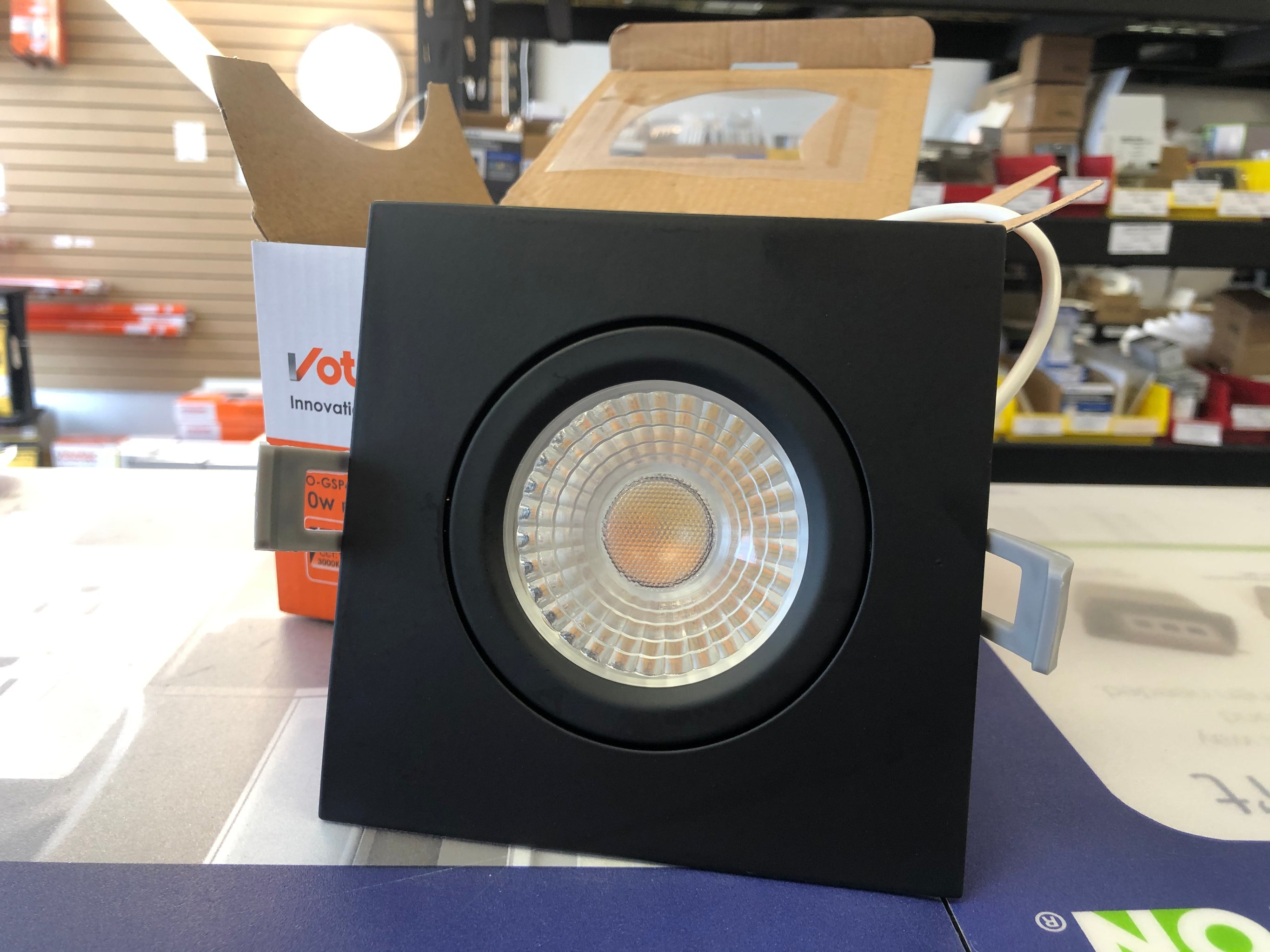 Votatec 4 Inch Square Gimbal Potlight White/Black Trim 3CCT Switchable(3000K/4000K/5000K) Airtight
